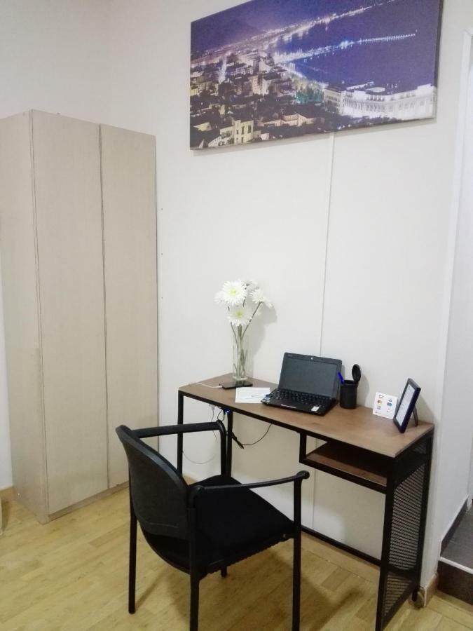 Accommodation Feel Salerno Buitenkant foto