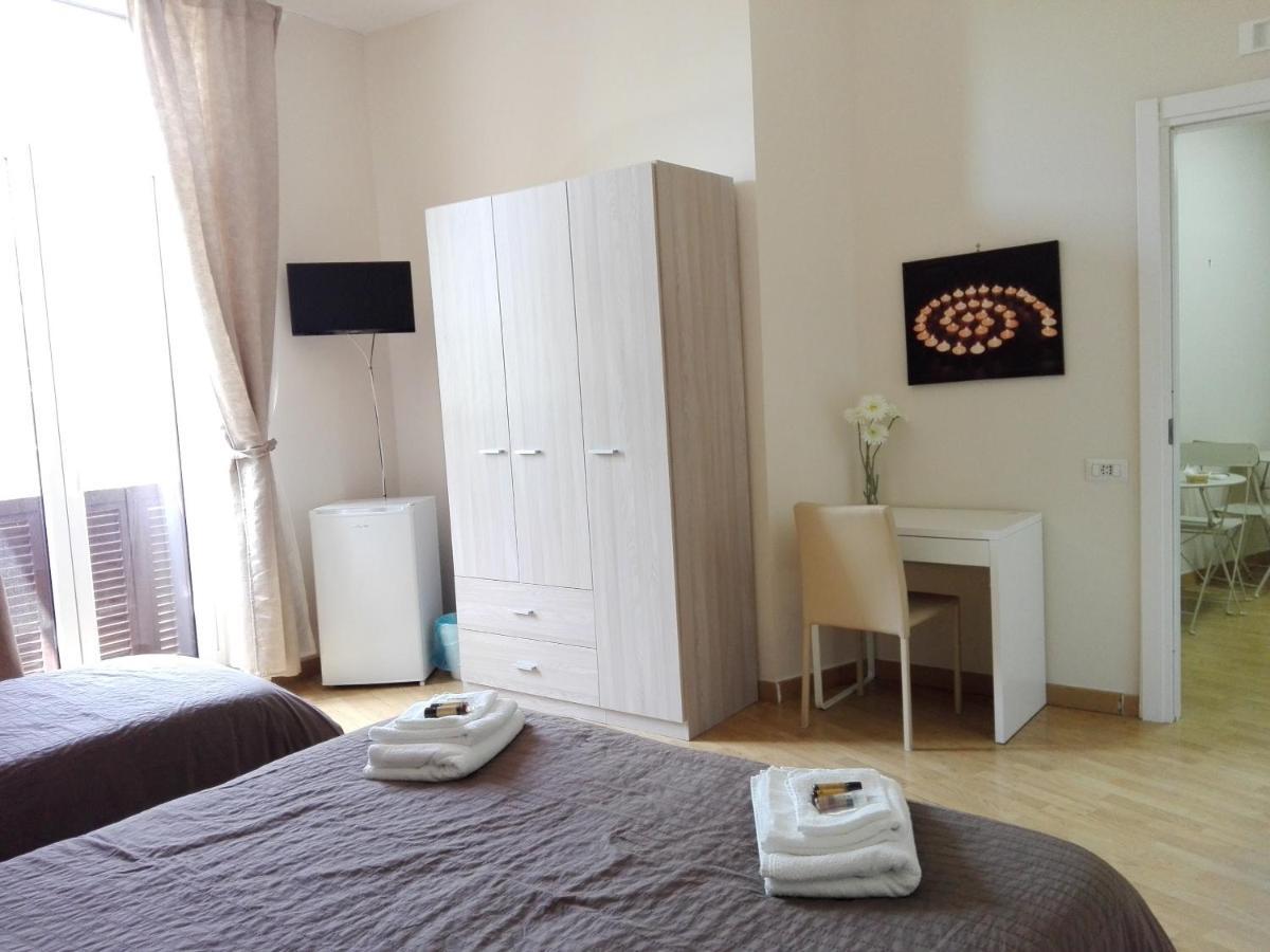 Accommodation Feel Salerno Buitenkant foto